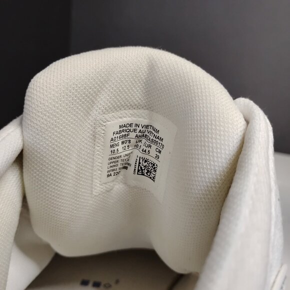 COPY- Unisex Converse Chuck Taylor All Star High Top Sneakers Sz W-12.5 M-10.5 - Picture 8 of 9